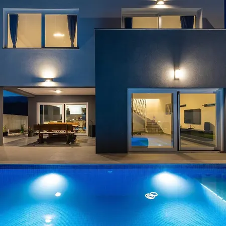 My Dalmatia - Sea View Punta With Private Swimming Pool Prázdninový dům *