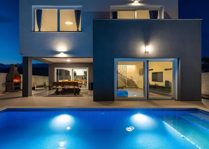 My Dalmatia - Sea View Punta With Private Swimming Pool בית נופש *
